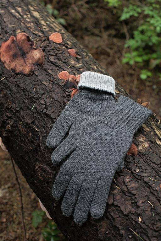 Double-Thick Reversible Gloves