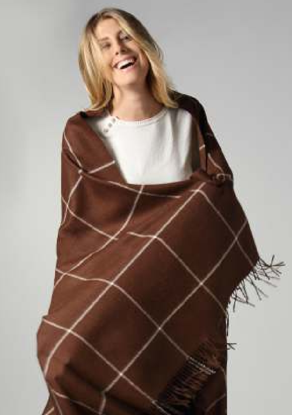 Square Pattern Throw - 100% Baby Alpaca